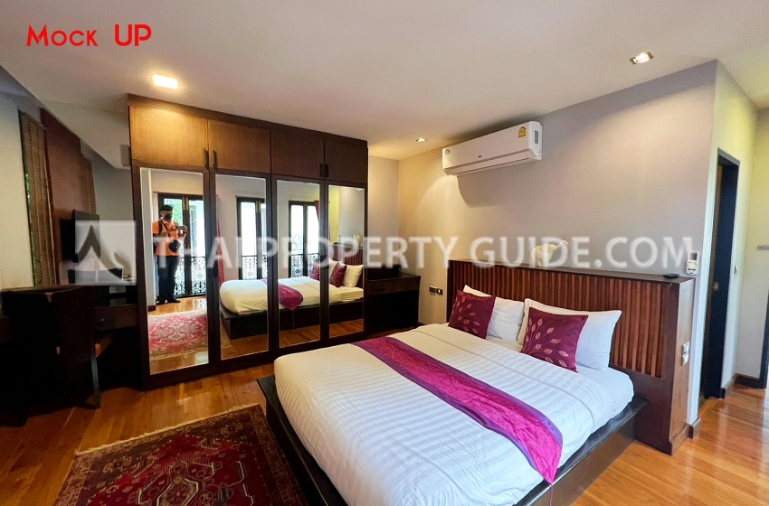 House with Private Pool in Sukhumvit 